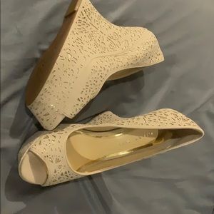 Gianni bini heal... like new